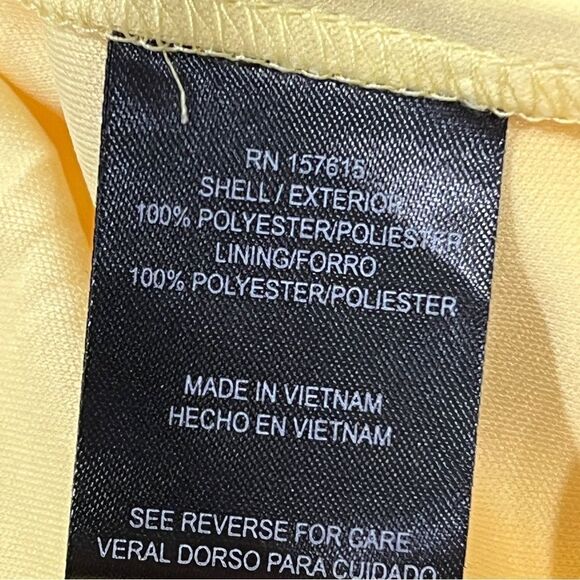 Elegant Yellow Lace Dress - Picture 11 of 13